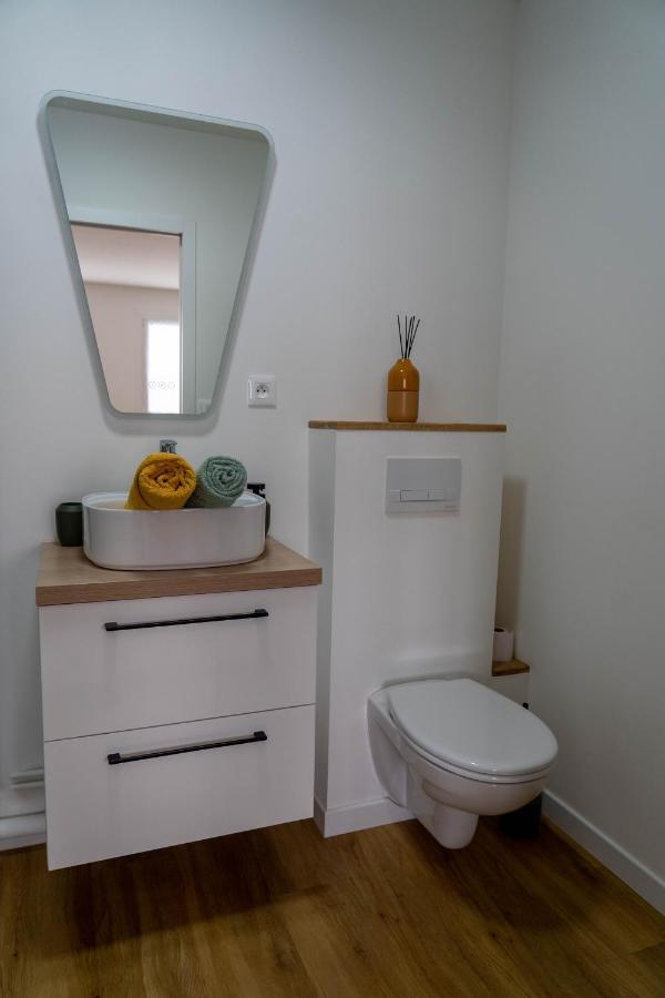 Casa Ragazzi - Meuble De Tourisme Classe 2 Etoiles - Refait A Neuf - Calme - Parking Gratuit A Proximite Lempdes ภายนอก รูปภาพ